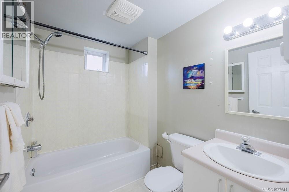 41 Lurline Ave, Saanich, British Columbia  V8Z 1H5 - Photo 27 - 1027641