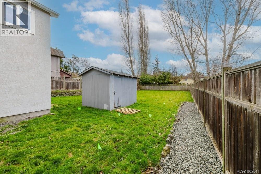 41 Lurline Ave, Saanich, British Columbia  V8Z 1H5 - Photo 31 - 1027641