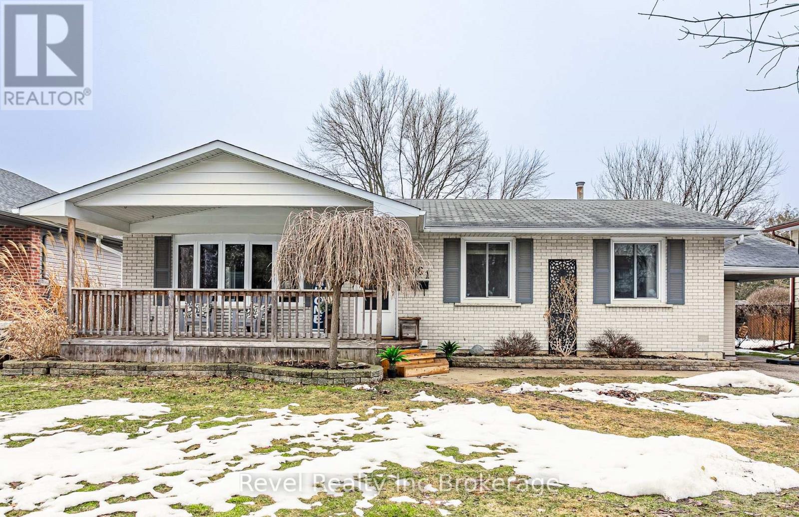 261 Centre Street, Ingersoll - South, Ingersoll photo number 2