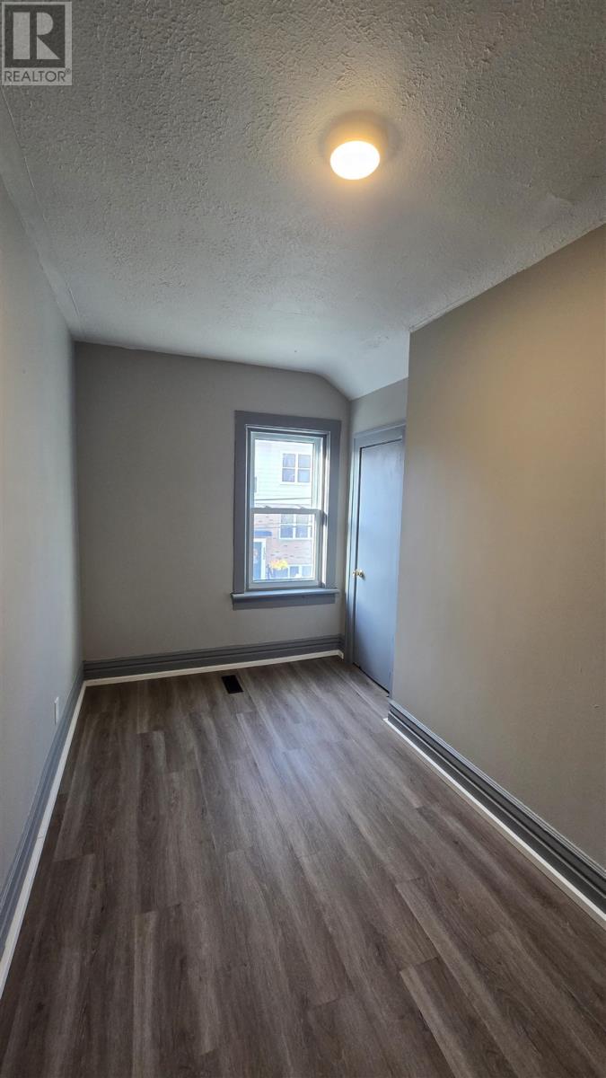 136 Biggings Ave, Sault Ste. Marie, Ontario  P6A 3T9 - Photo 24 - SM253311