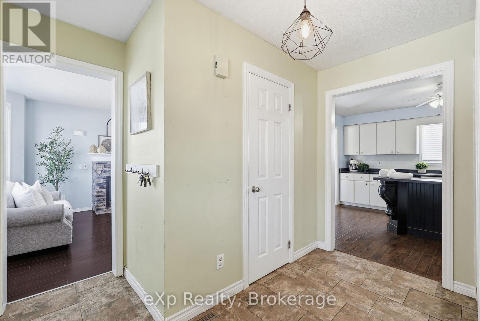 20 Andrew Street, Wellington North, Ontario  N0G 1A0 - Photo 4 - X12860006