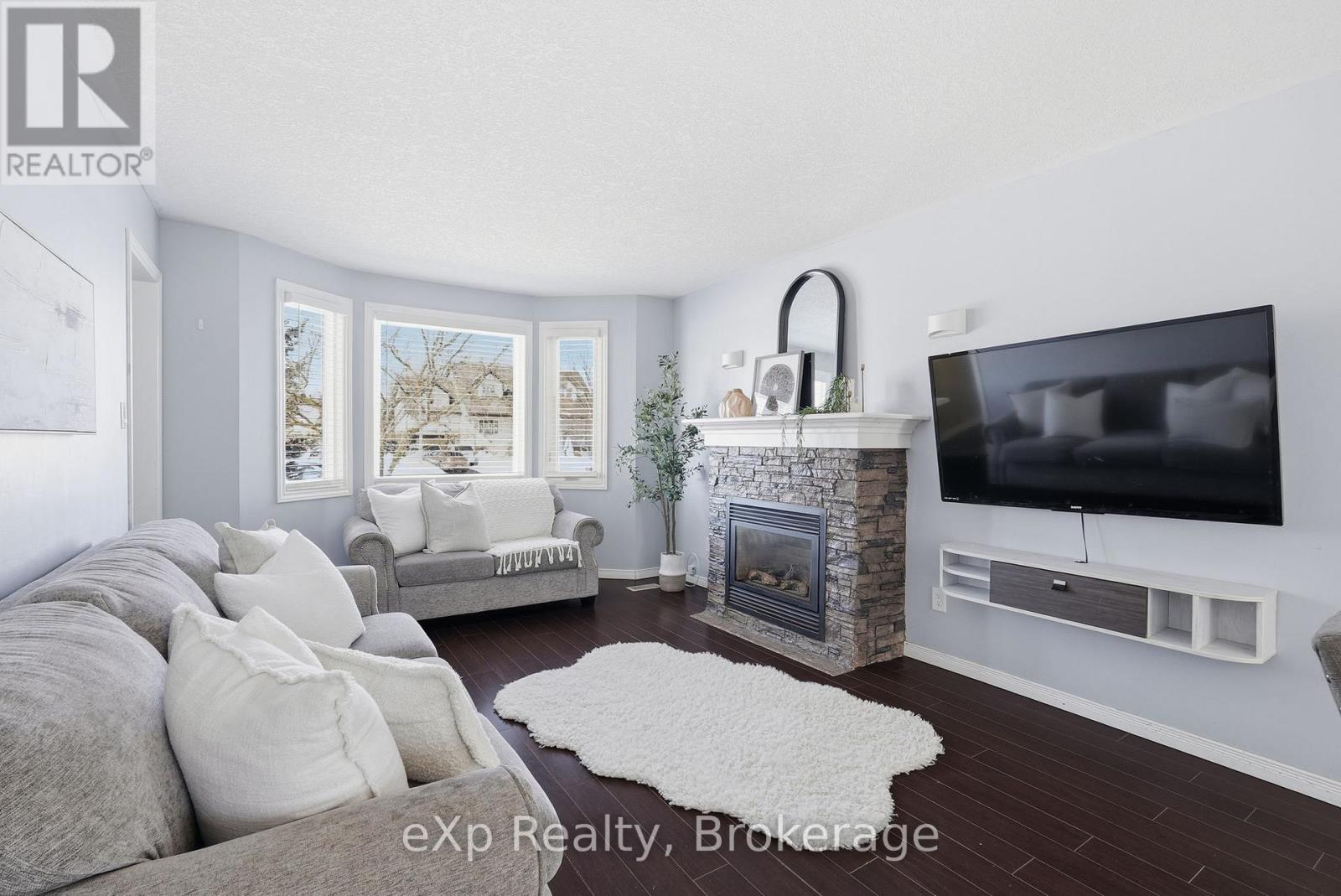 20 Andrew Street, Wellington North, Ontario  N0G 1A0 - Photo 6 - X12860006