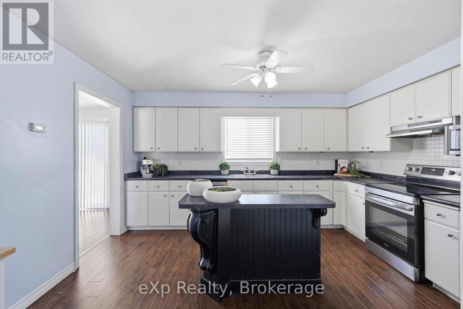 20 Andrew Street, Wellington North, Ontario  N0G 1A0 - Photo 9 - X12860006