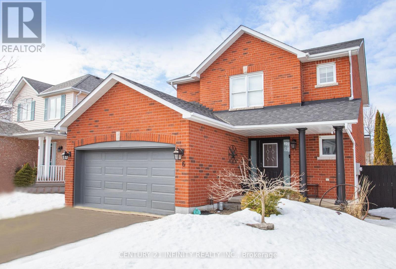 6 GRANARY LANE, Clarington, Ontario