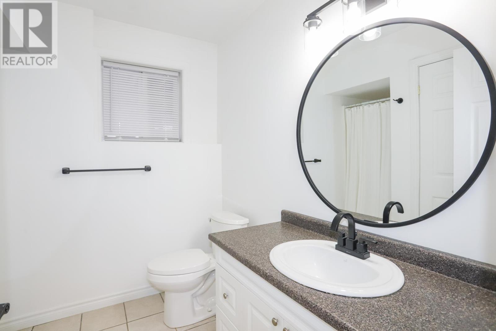 967 Lake St, Sault Ste. Marie, Ontario  P6B 6C9 - Photo 37 - SM260410