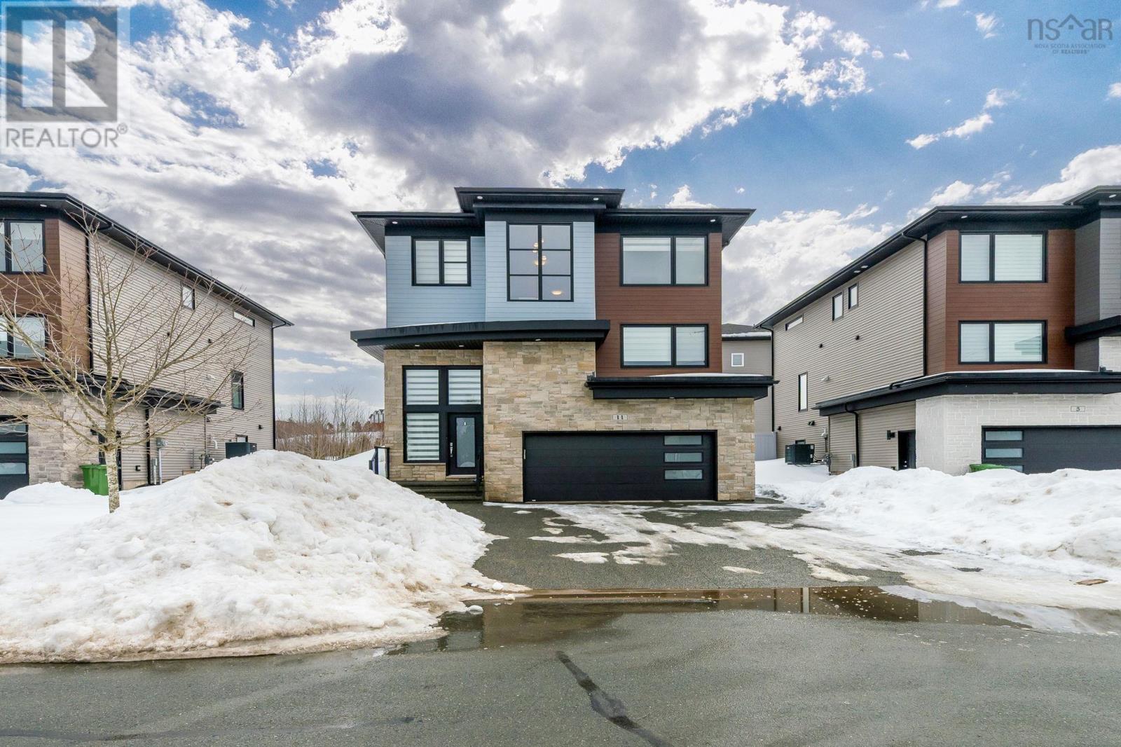 11 Theresa Mcneil Grove, Halifax, Nova Scotia  B3M 0K3 - Photo 2 - 202603854