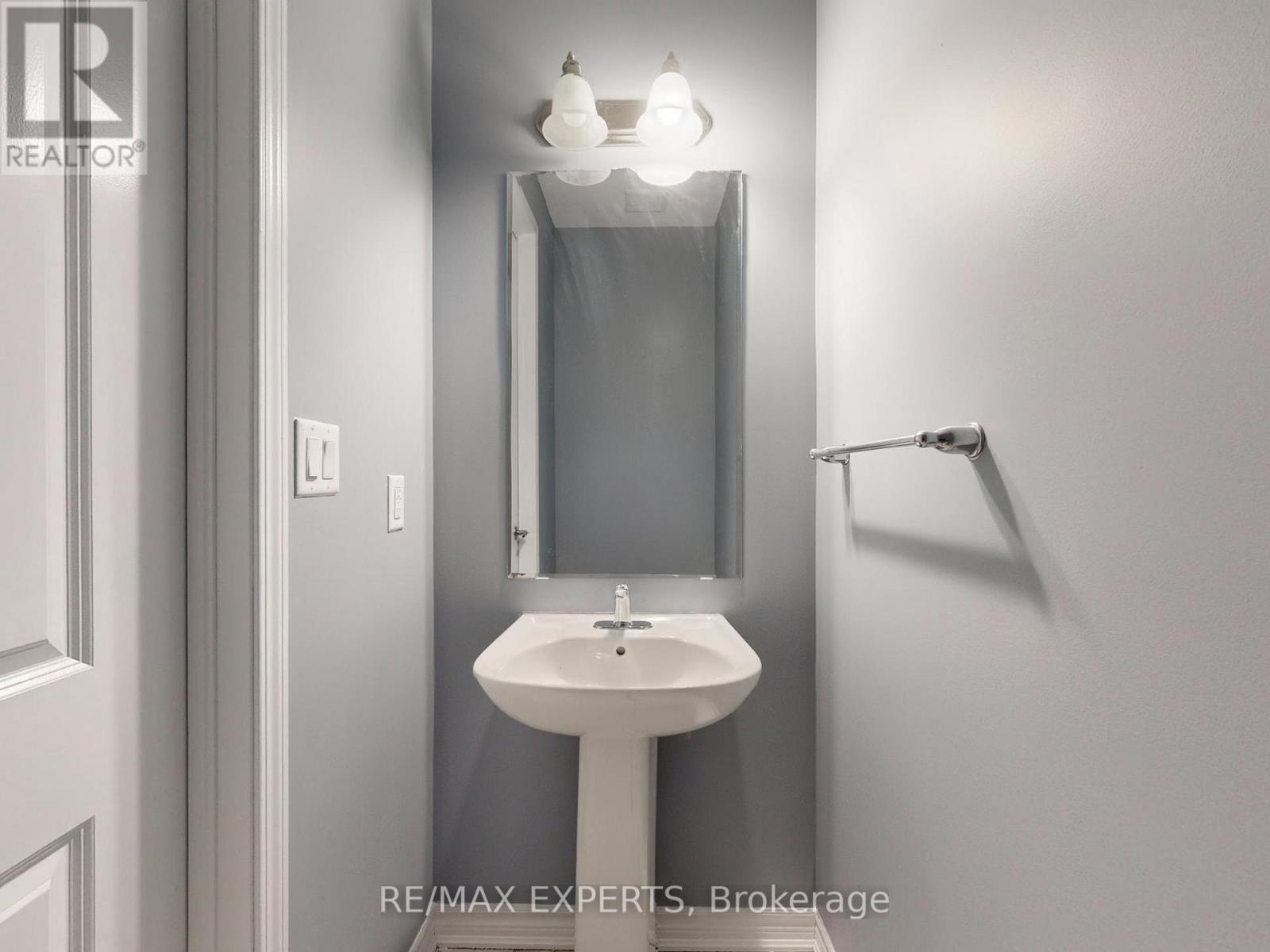 78 Melmar Street, Brampton, Ontario  L7A 5K8 - Photo 12 - W12683892