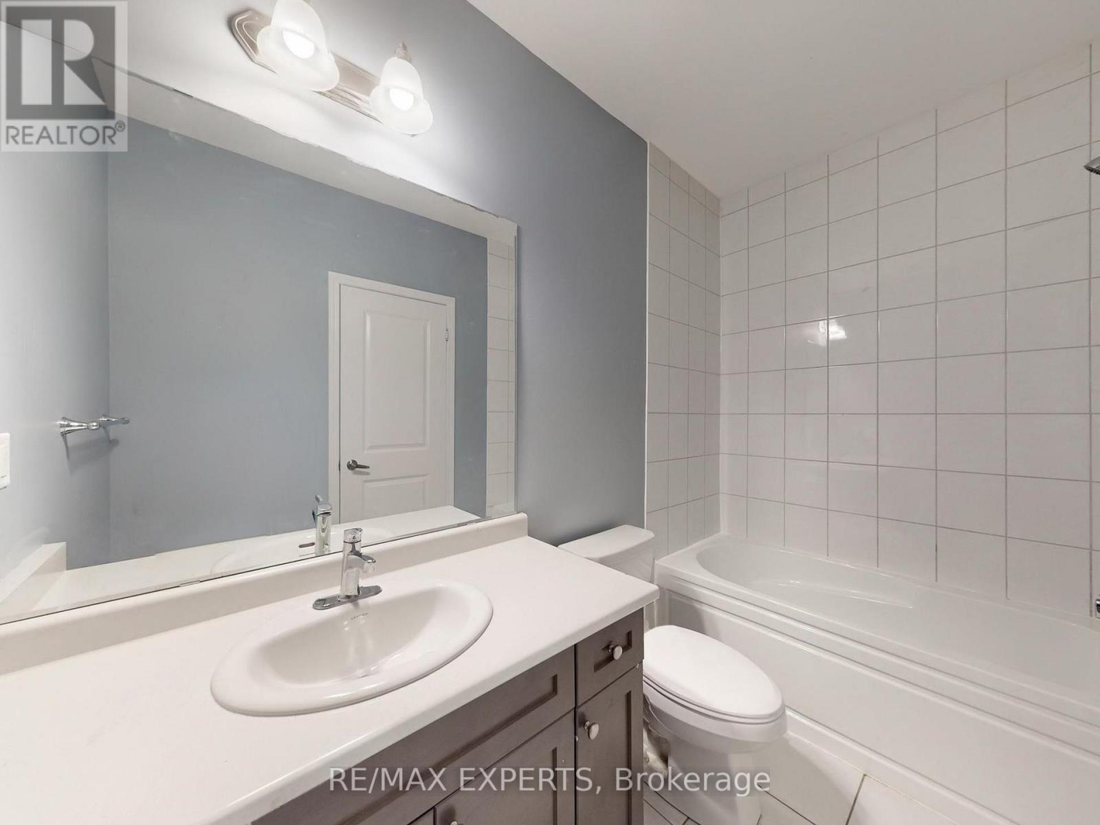 78 Melmar Street, Brampton, Ontario  L7A 5K8 - Photo 14 - W12683892