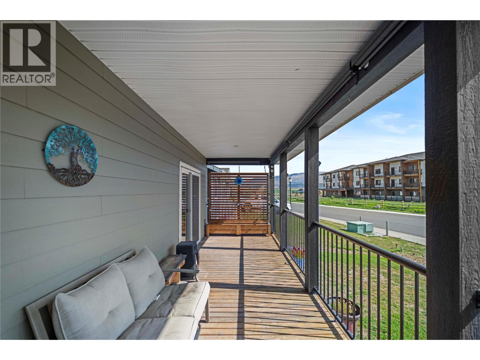 2569 Spring Bank Avenue, Merritt, British Columbia  V1K 1S1 - Photo 11 - 10378587