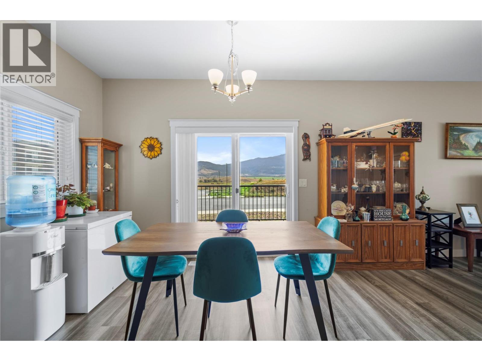 2569 Spring Bank Avenue, Merritt, British Columbia  V1K 1S1 - Photo 5 - 10378587