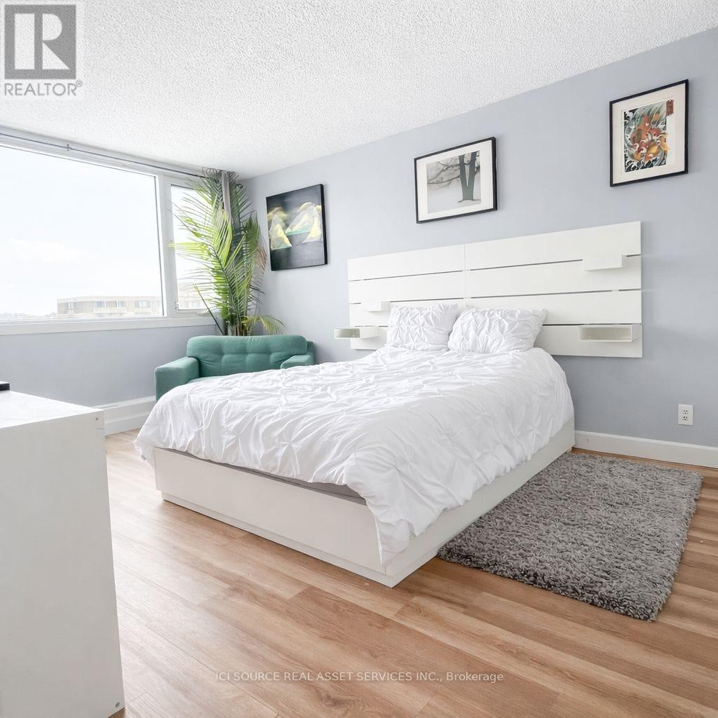 2002 - 265 Poulin Avenue, Ottawa, Ontario  K2B 7Y8 - Photo 11 - X12789376