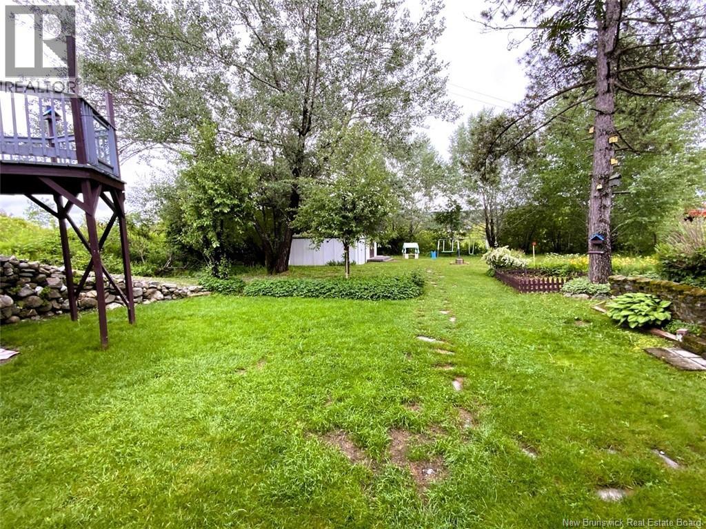 862 St-François Street, Edmundston, New Brunswick  E3V 4R2 - Photo 8 - NB134637