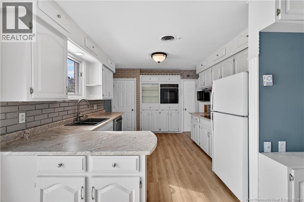 12 Oldline Avenue, Miramichi, New Brunswick  E1N 5Y3 - Photo 18 - NB132179