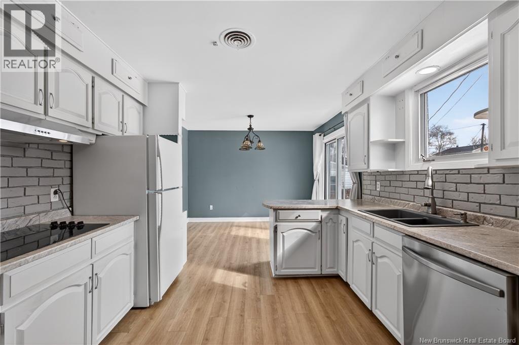 12 Oldline Avenue, Miramichi, New Brunswick  E1N 5Y3 - Photo 23 - NB132179