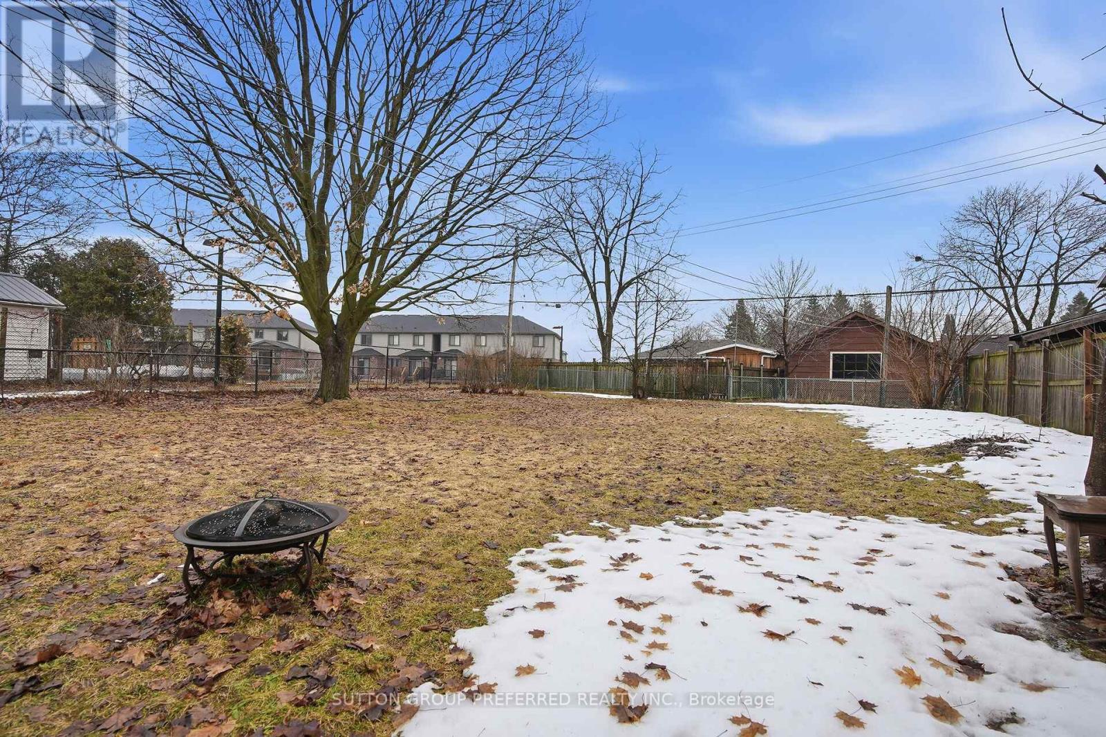 122 Mark Street, London East, Ontario  N5V 2G9 - Photo 33 - X12860024