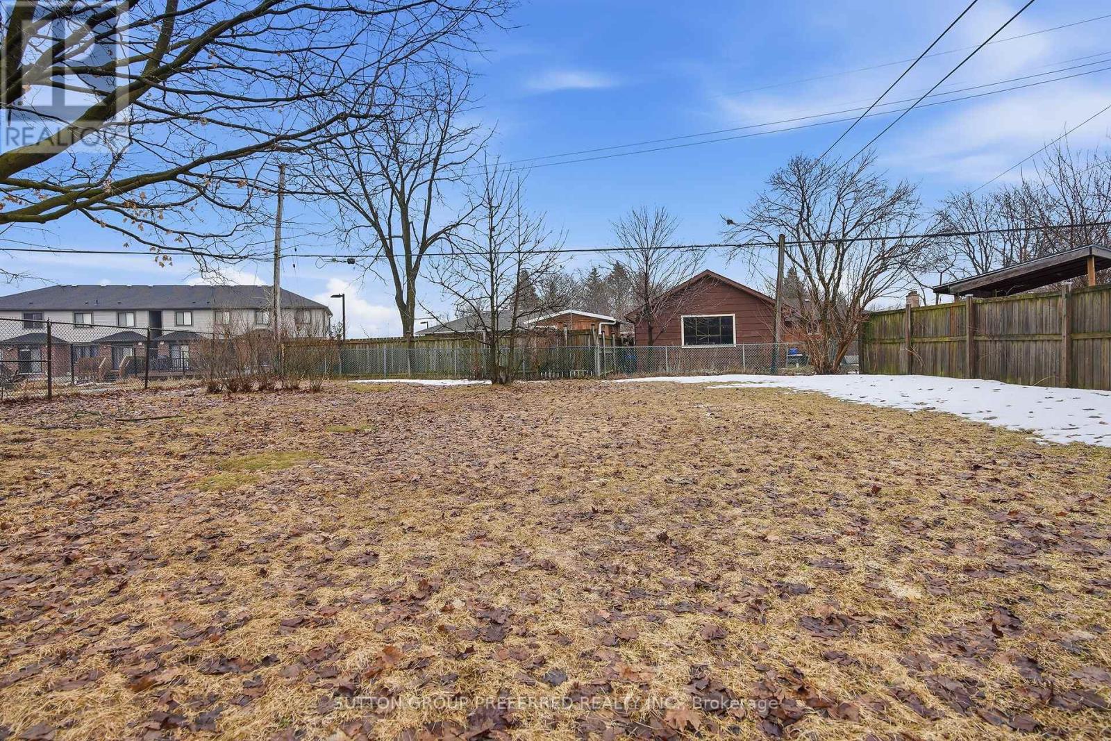 122 Mark Street, London East, Ontario  N5V 2G9 - Photo 34 - X12860024