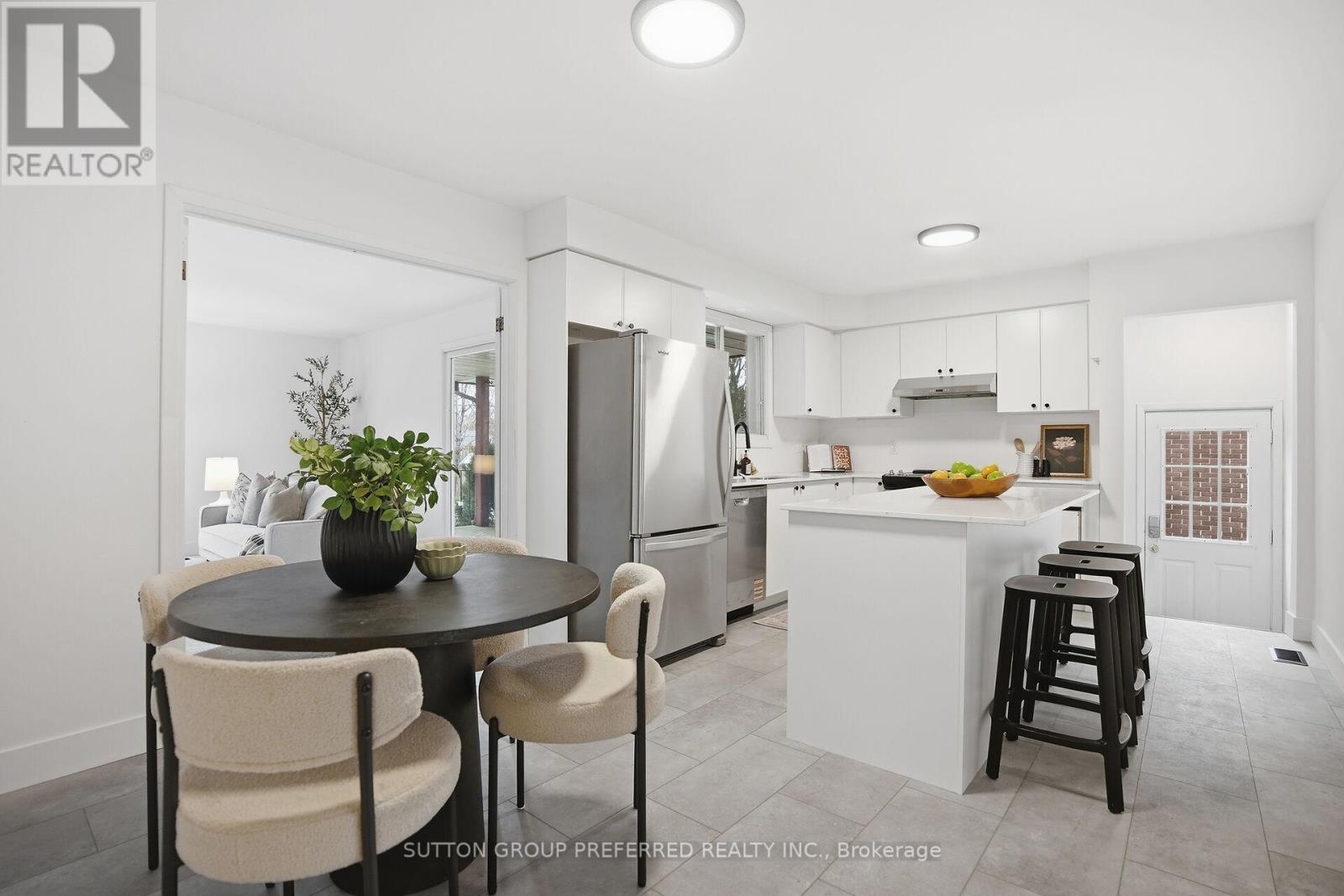 122 Mark Street, London East, Ontario  N5V 2G9 - Photo 6 - X12860024