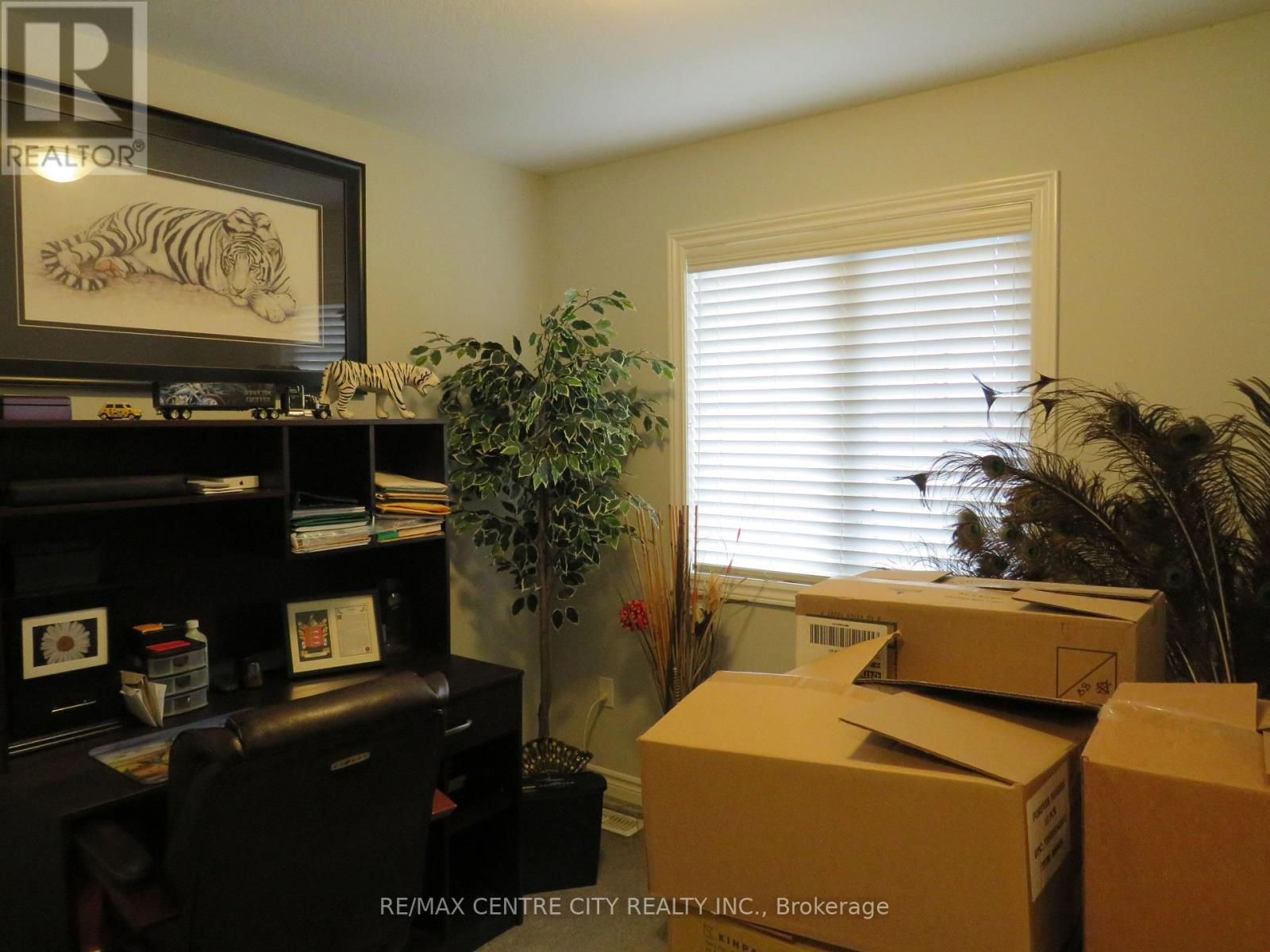 69 - 1061 Eagletrace Drive, London North, Ontario  N6G 0T3 - Photo 7 - X12860038