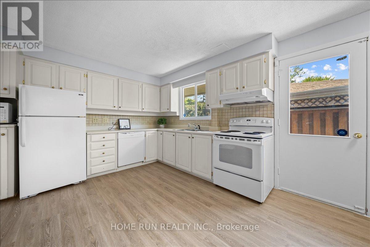 685 Farmington Avenue, Ottawa, Ontario  K1V 7H4 - Photo 16 - X12859972