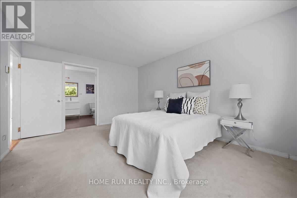 685 Farmington Avenue, Ottawa, Ontario  K1V 7H4 - Photo 24 - X12859972