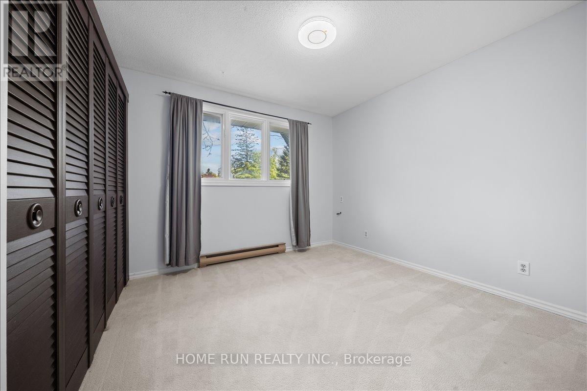 685 Farmington Avenue, Ottawa, Ontario  K1V 7H4 - Photo 26 - X12859972