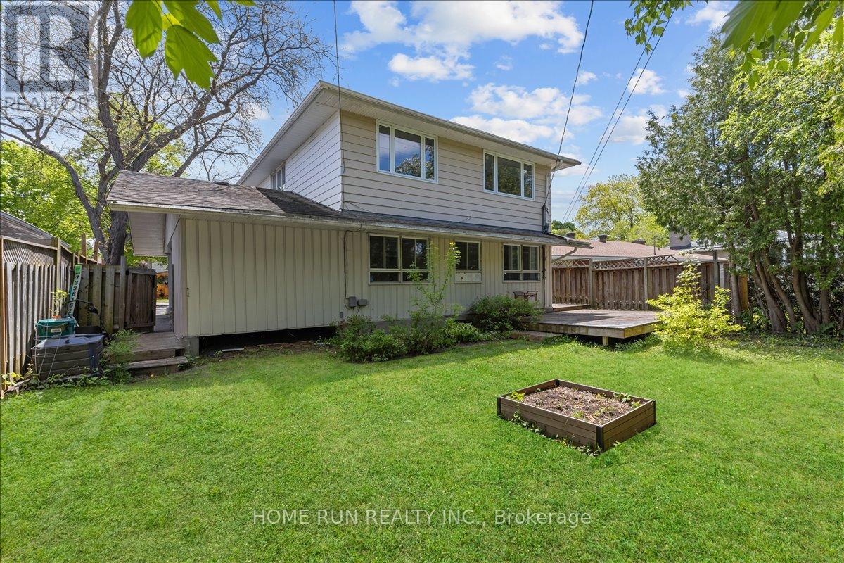 685 Farmington Avenue, Ottawa, Ontario  K1V 7H4 - Photo 30 - X12859972