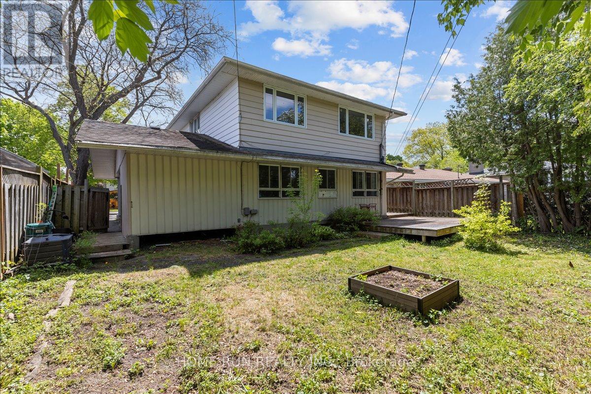 685 Farmington Avenue, Ottawa, Ontario  K1V 7H4 - Photo 31 - X12859972