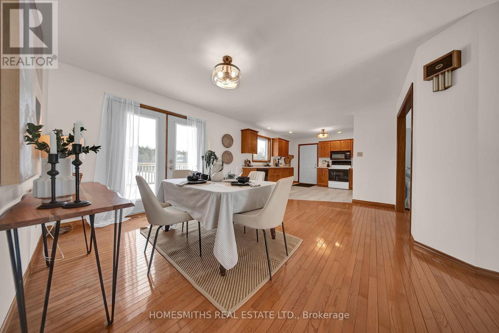 145 Fingerboard Road, Kawartha Lakes, Ontario  K0M 2C0 - Photo 5 - X12860030