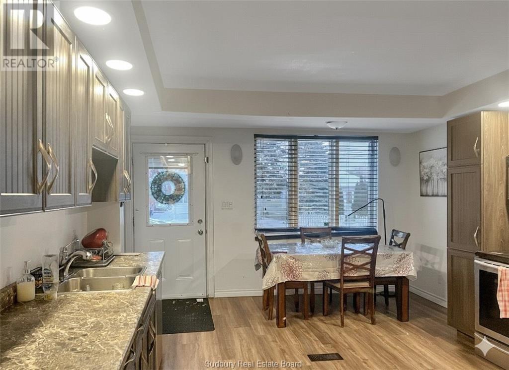 431 Frood Road, Sudbury, Ontario  P3C 4Z9 - Photo 8 - 2126627