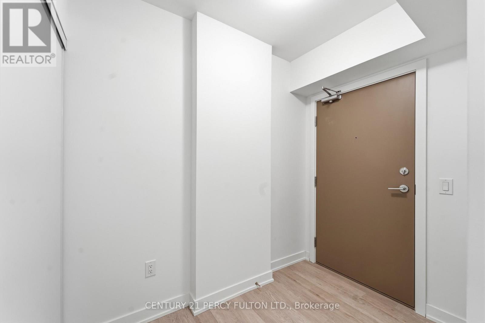 2508 - 1010 Sandy Beach Road, Pickering, Ontario  L1W 0C7 - Photo 3 - E12859964