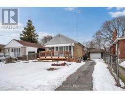 5 HOLLINGWORTH DRIVE, Toronto, Ontario