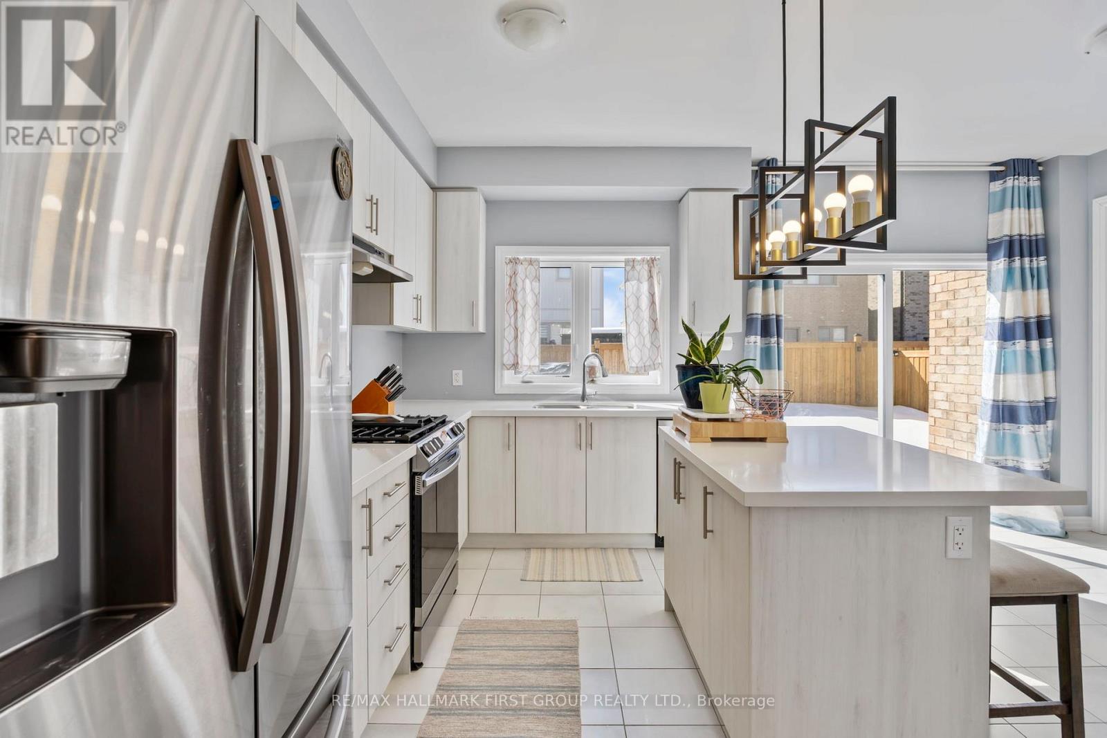 307 Northglen Boulevard, Clarington, Ontario  L1C 7G6 - Photo 16 - E12860008