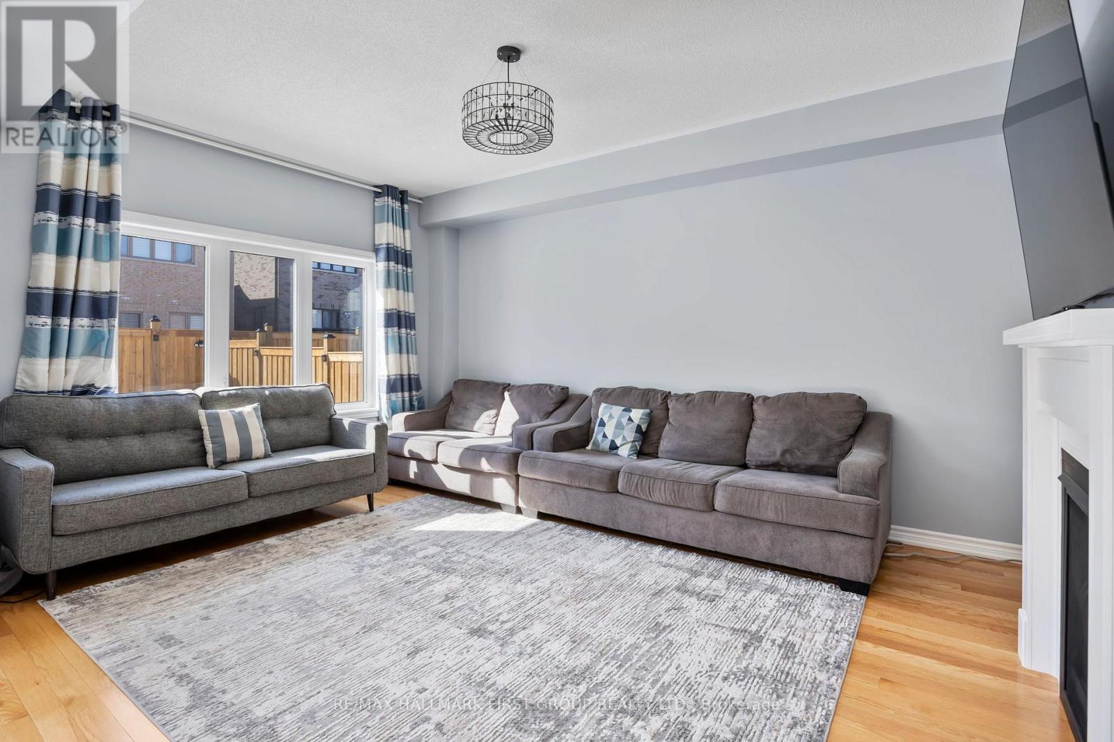 307 Northglen Boulevard, Clarington, Ontario  L1C 7G6 - Photo 19 - E12860008