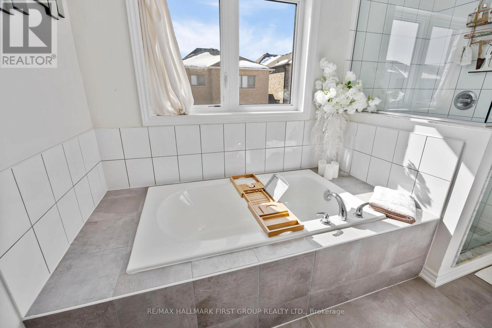 307 Northglen Boulevard, Clarington, Ontario  L1C 7G6 - Photo 33 - E12860008