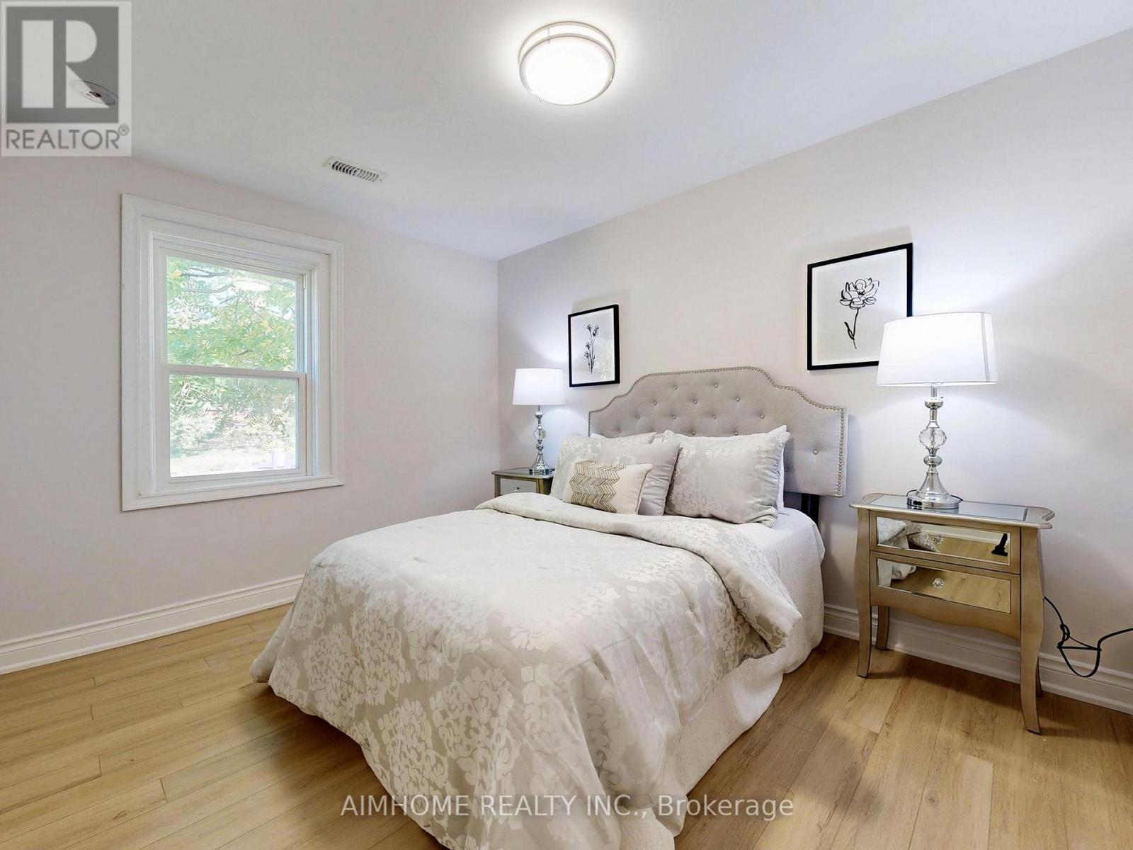 15 Main Street, Georgina, Ontario  L0E 1N0 - Photo 31 - N12859954