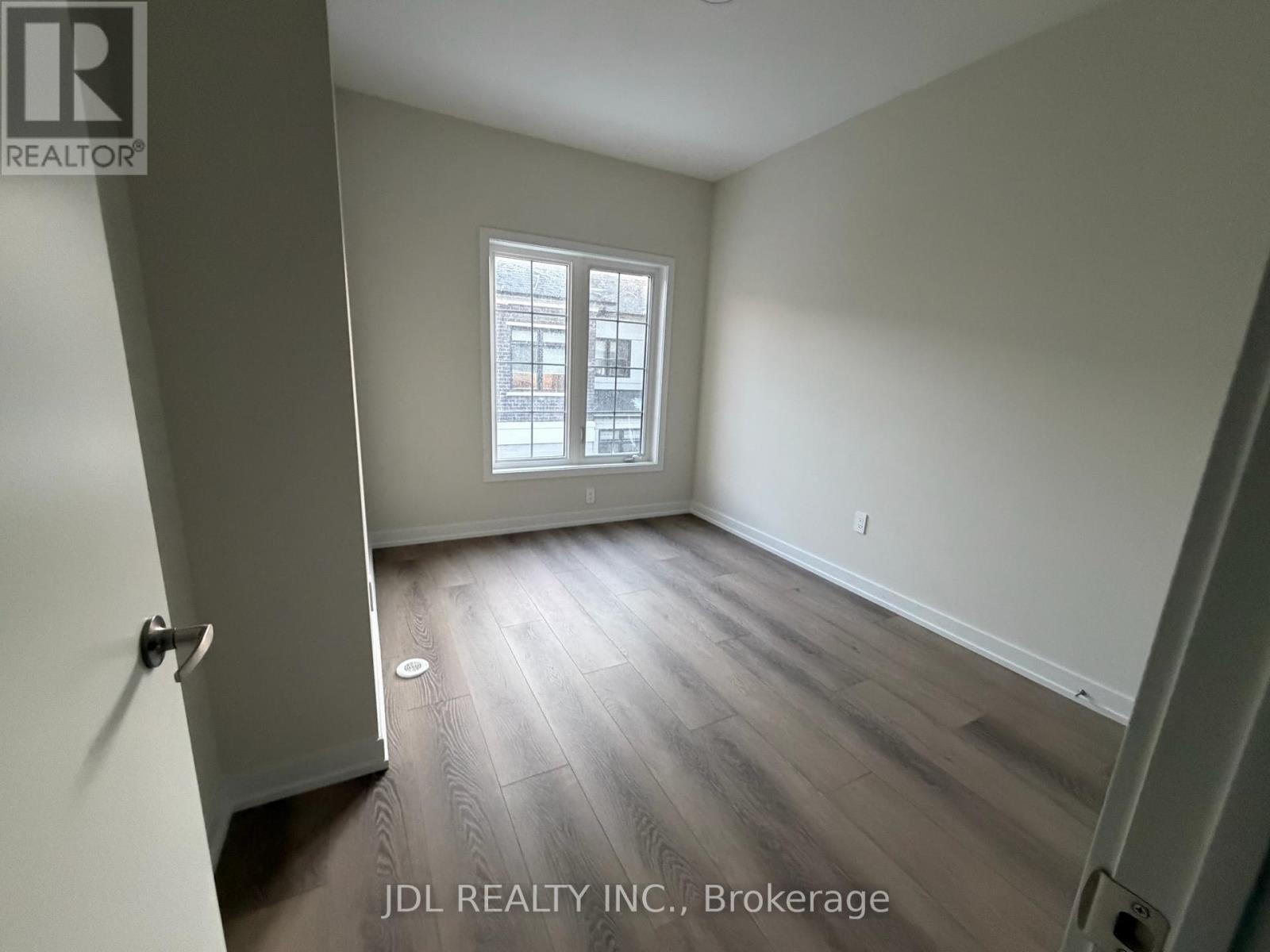 Unknown Address, ,     - Photo 11 - N12859958