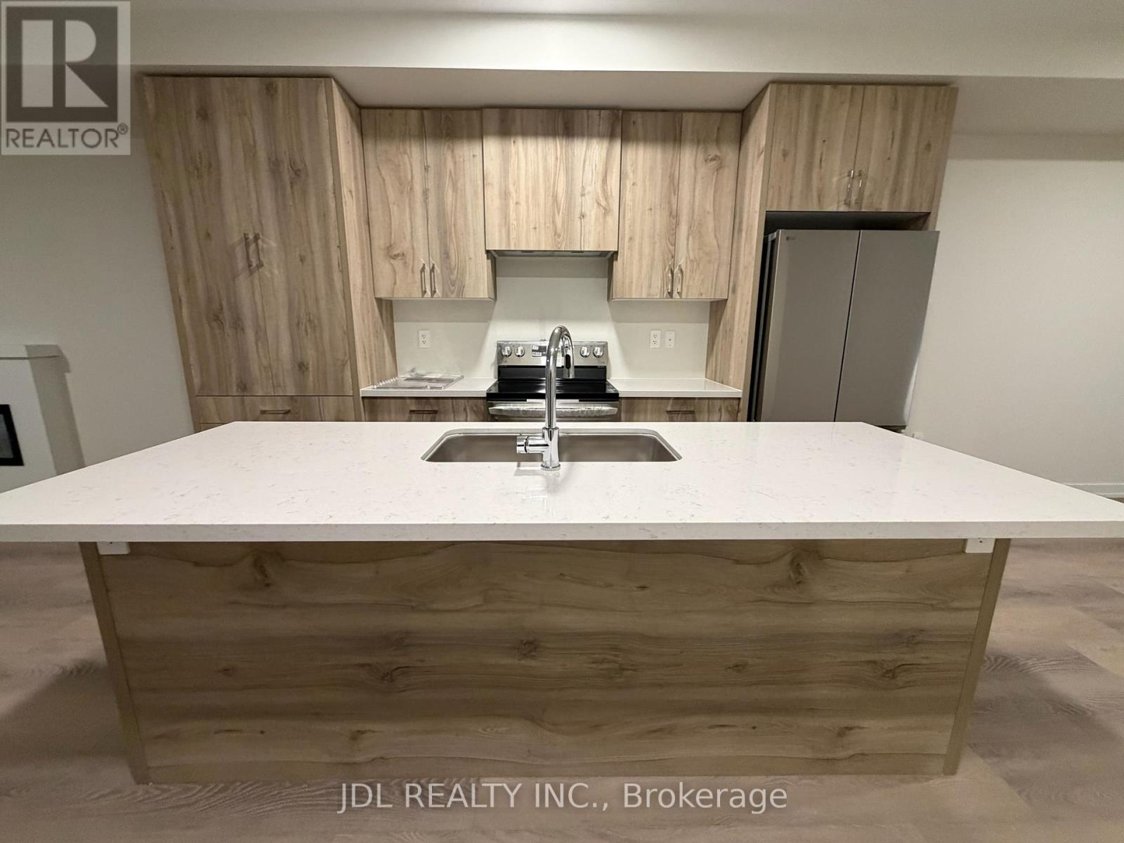 Unknown Address, ,     - Photo 3 - N12859958