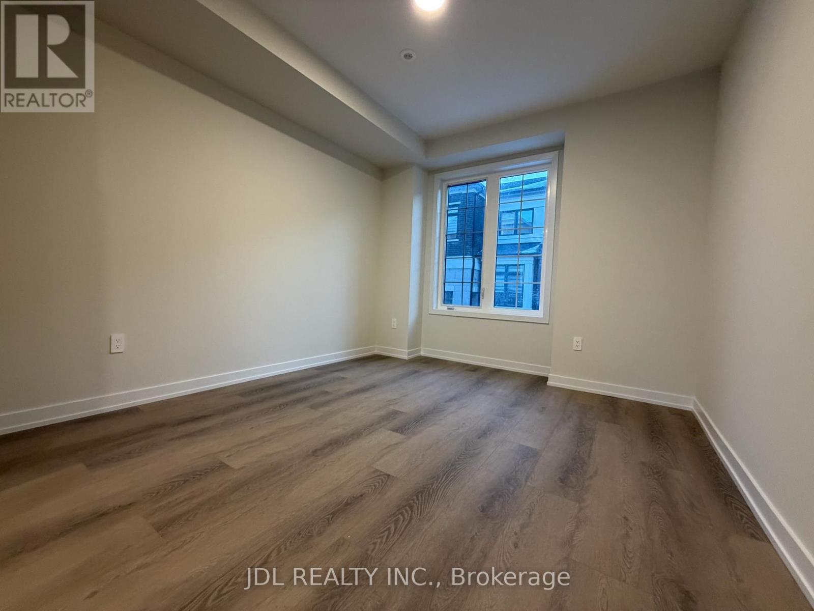 Unknown Address, ,     - Photo 7 - N12859958