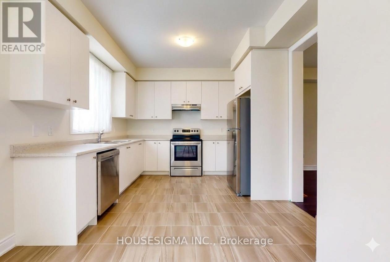 7 Stately Drive, Wasaga Beach, Ontario  L9Z 0L9 - Photo 10 - S12859998