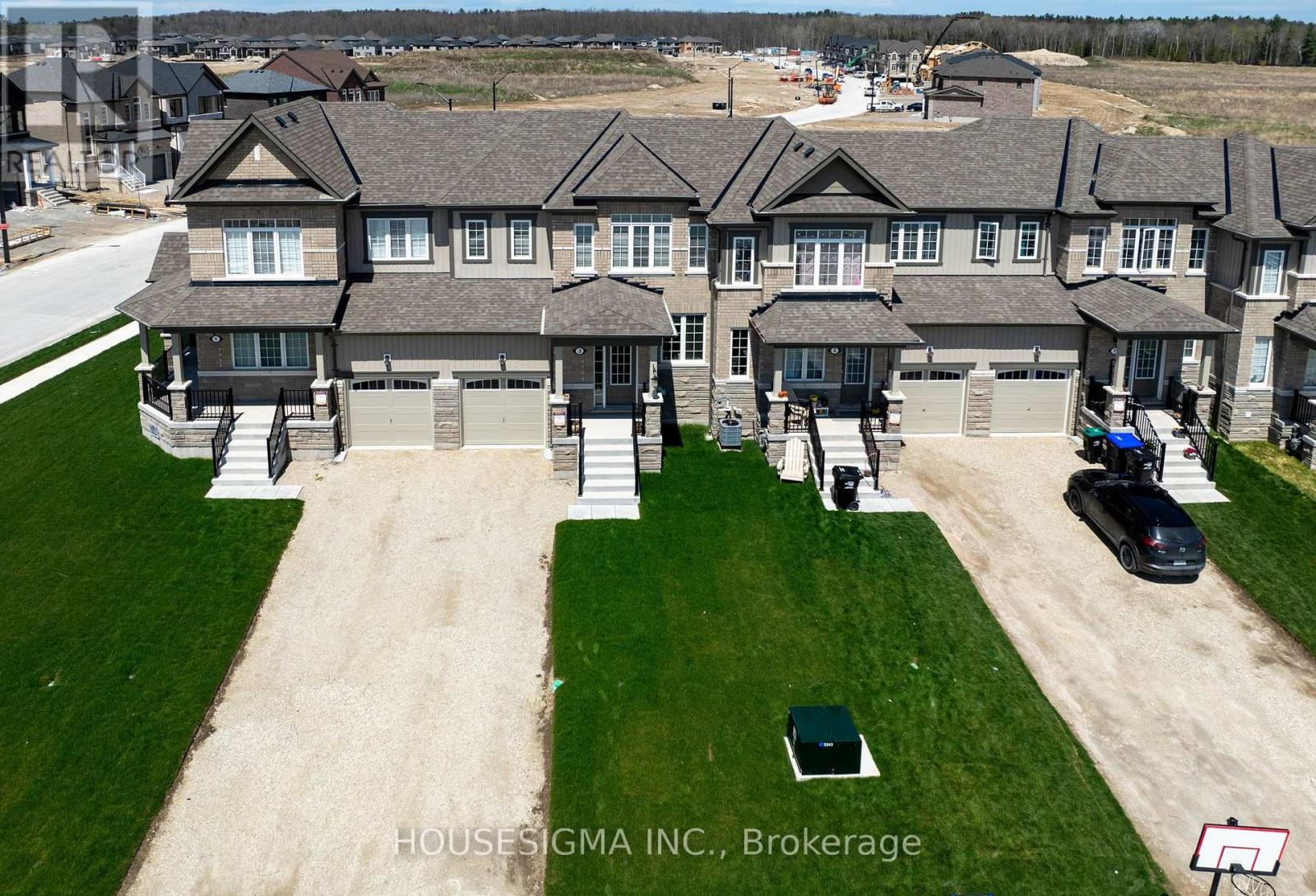 7 Stately Drive, Wasaga Beach, Ontario  L9Z 0L9 - Photo 3 - S12859998