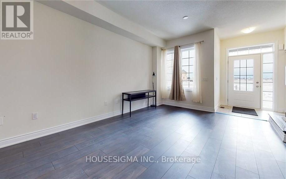 7 Stately Drive, Wasaga Beach, Ontario  L9Z 0L9 - Photo 6 - S12859998