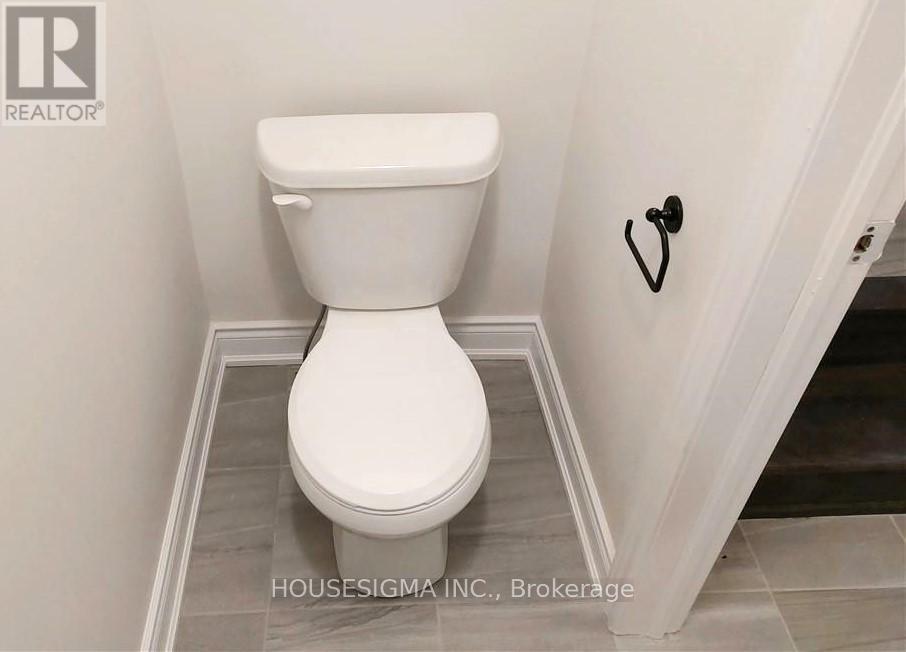 7 Stately Drive, Wasaga Beach, Ontario  L9Z 0L9 - Photo 9 - S12859998