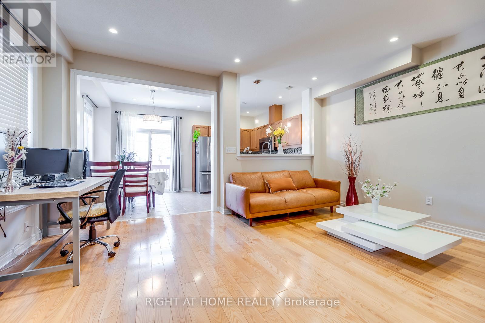 3402 Fountain Park Avenue, Mississauga (Churchill Meadows), Ontario  L5M 7E3 - Photo 9 - W12860016