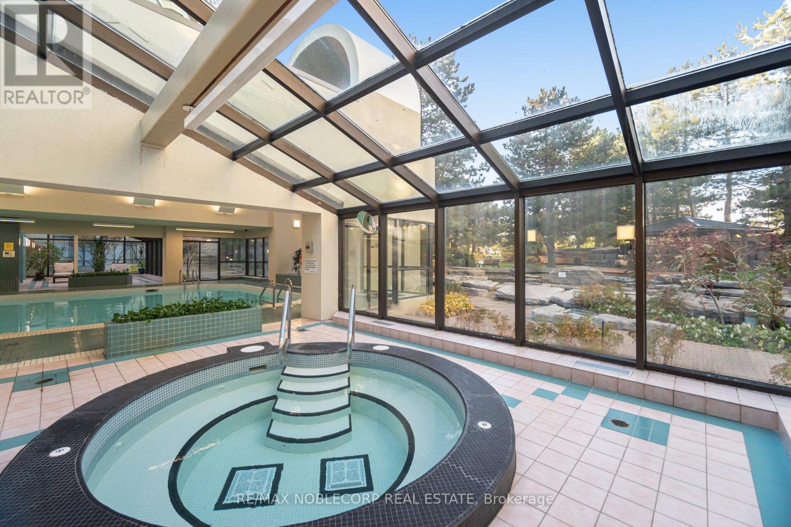 1107 - 22 Hanover Road, Brampton (Queen Street Corridor), Ontario  L6S 5K7 - Photo 40 - W12860028