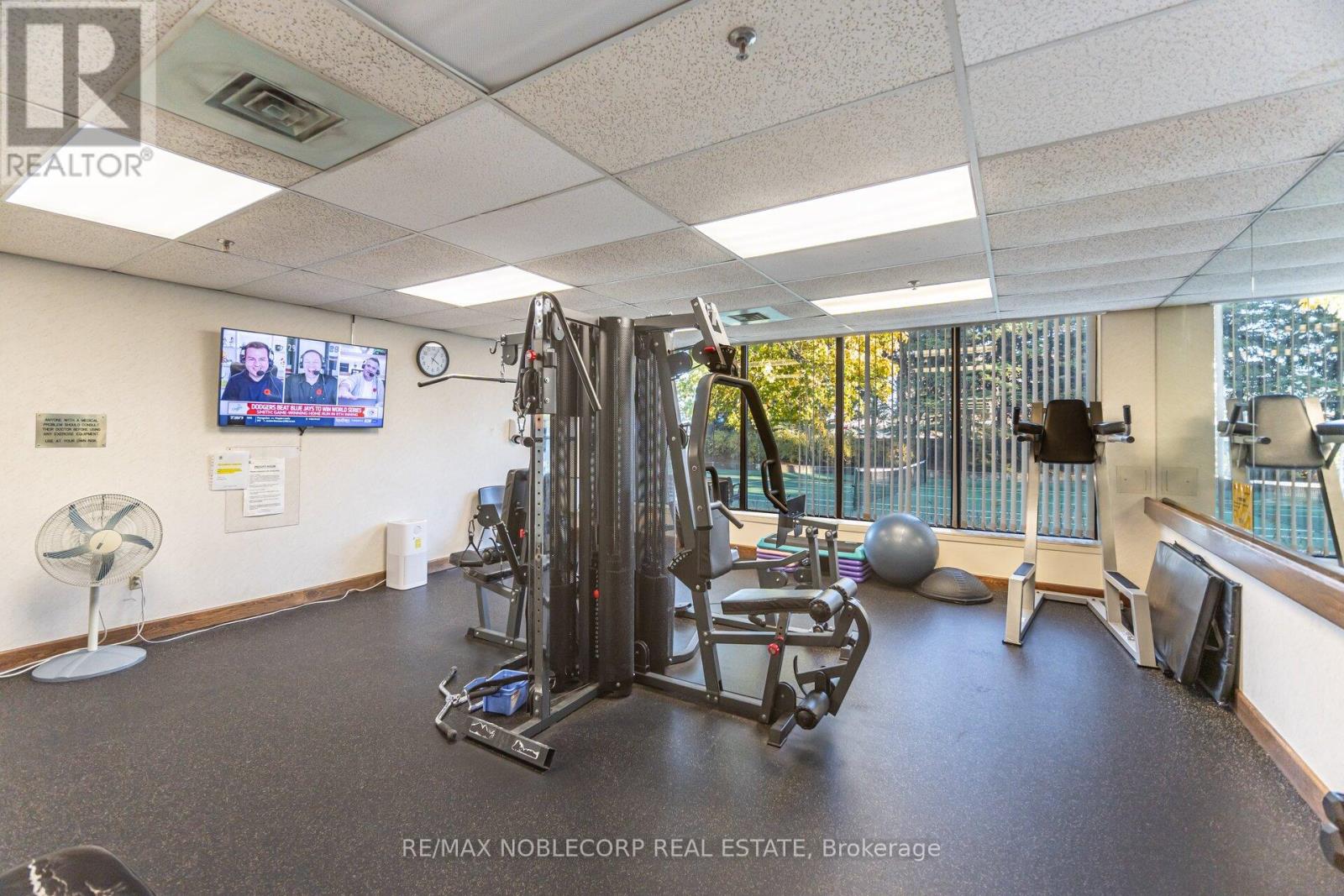 1107 - 22 Hanover Road, Brampton (Queen Street Corridor), Ontario  L6S 5K7 - Photo 42 - W12860028