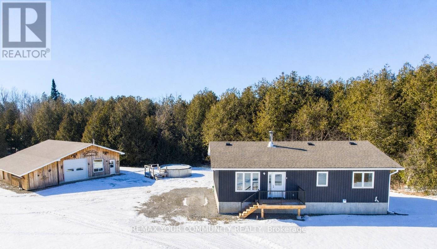 2236 Highway 36, Kawartha Lakes, Ontario  K0M 1L0 - Photo 4 - X12860020