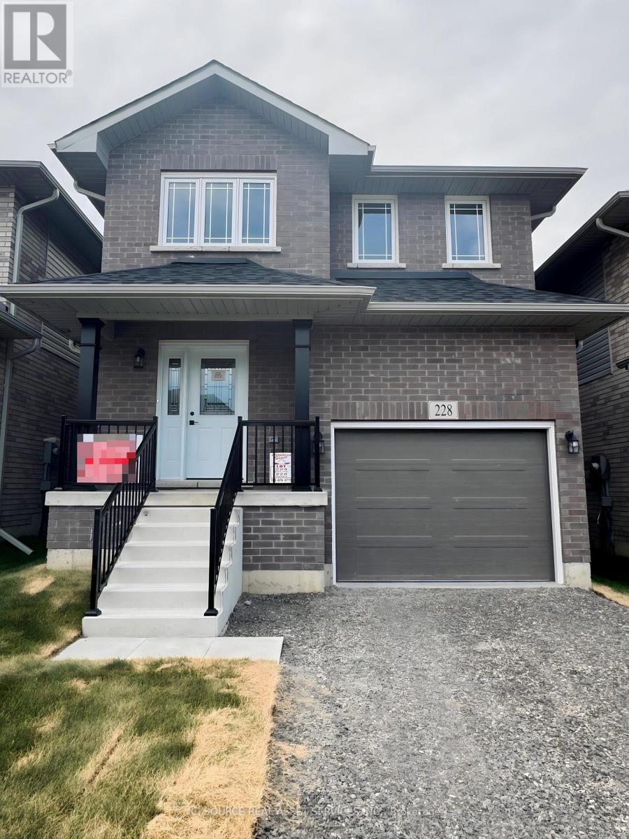 226 O'NEIL STREET, peterborough (monaghan ward 2), Ontario