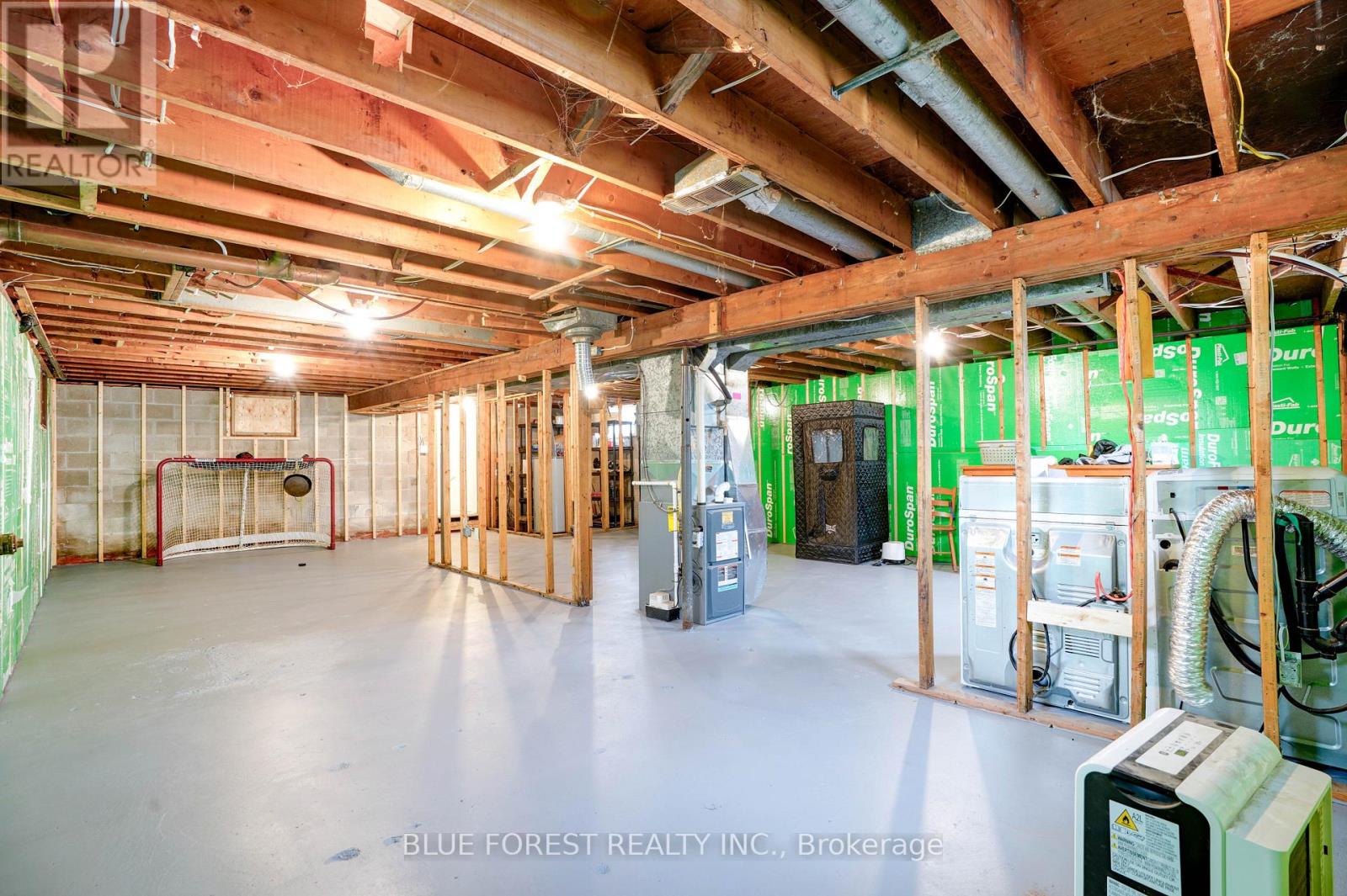 Photo 27 of 38 for 218 Maple Street