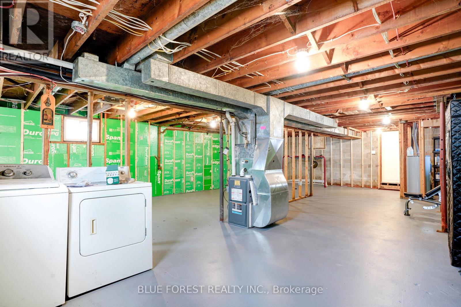 Photo 28 of 38 for 218 Maple Street