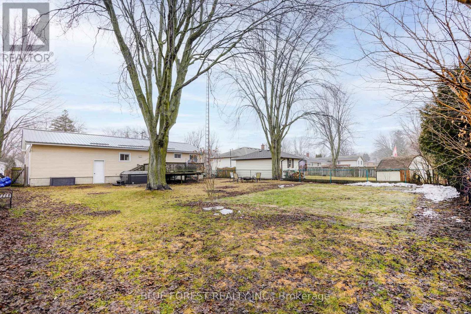 Photo 38 of 38 for 218 Maple Street